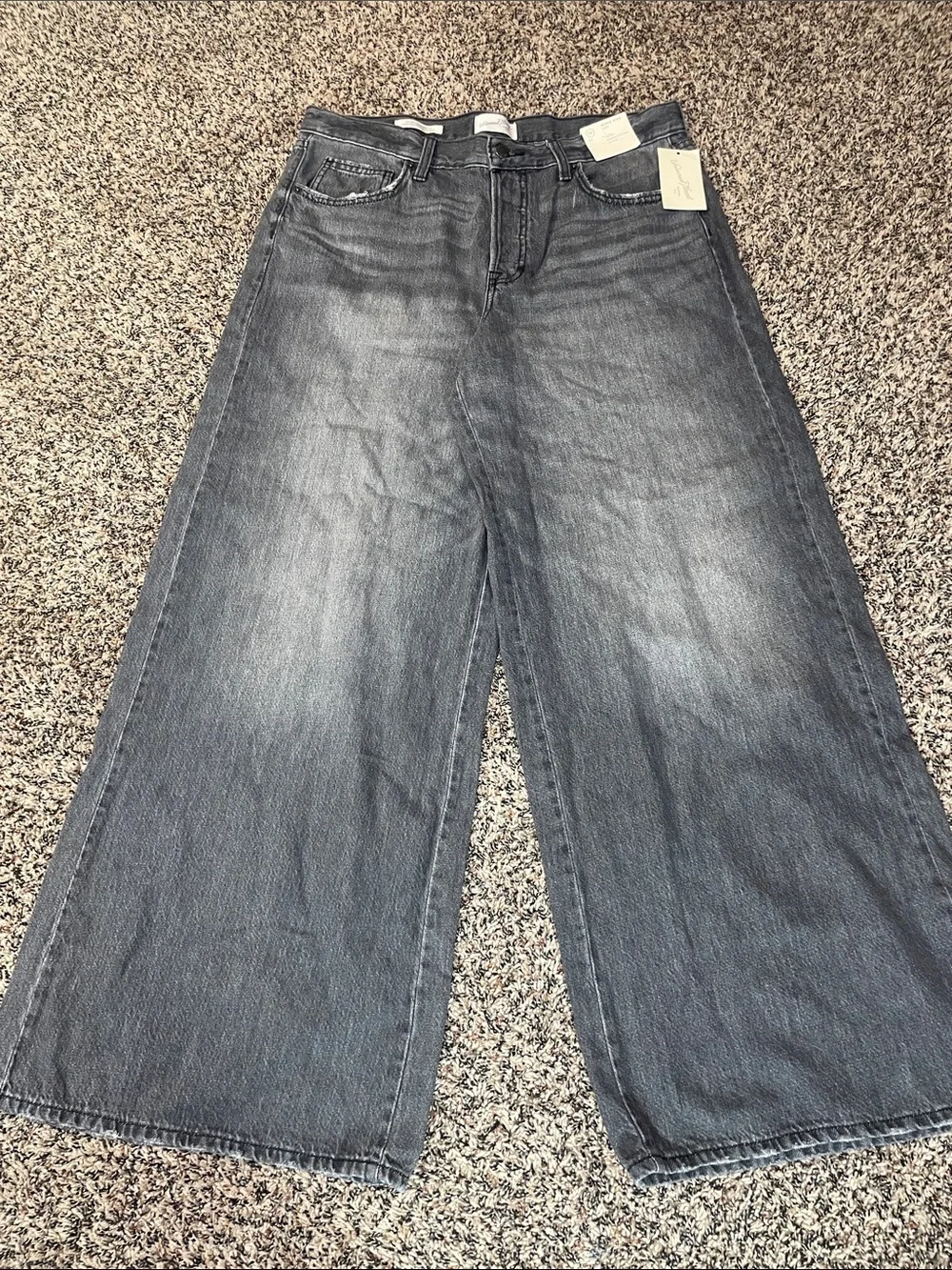 Universal Thread Baggy Wide-Leg Mid Rise Jeans in Washed Black Size 12 | NWT - Picture 2 of 12
